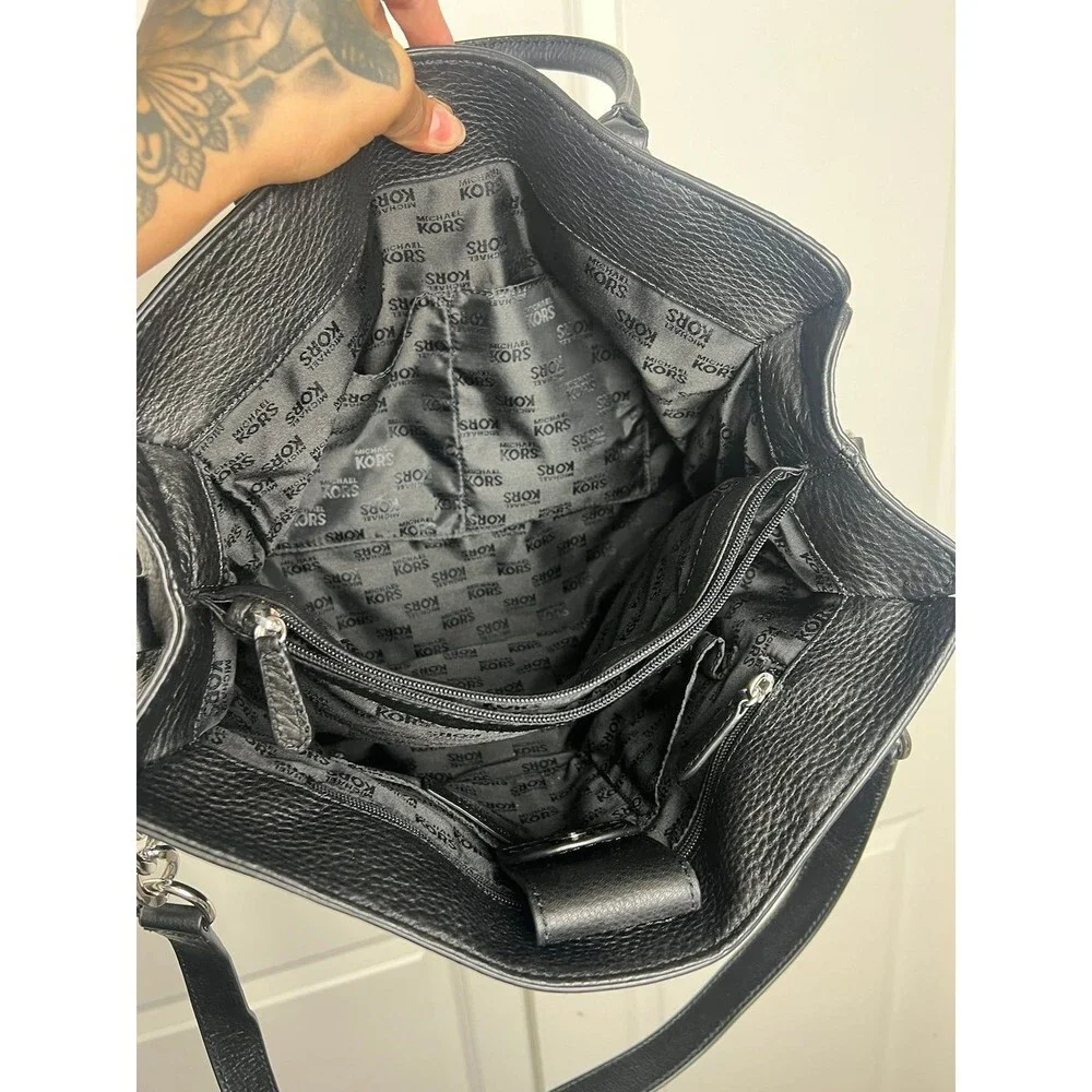 Black Michael kors Hamilton large pebbled leather
